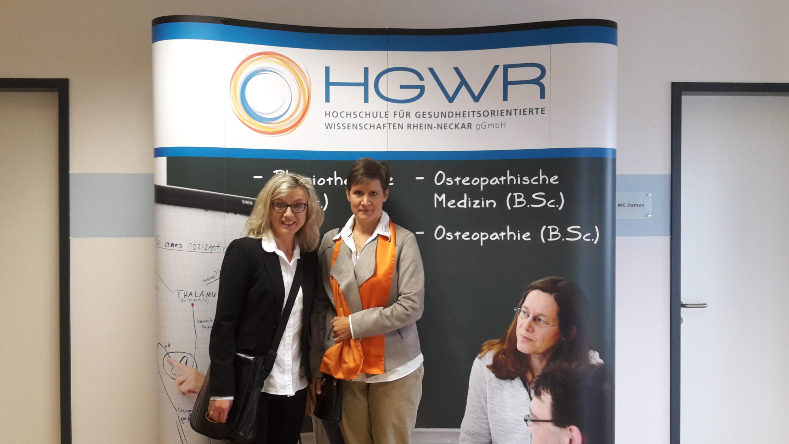 Christine Berek und Dr. Dr. Alexandra Bodmann bei HGWR-Eröffnung